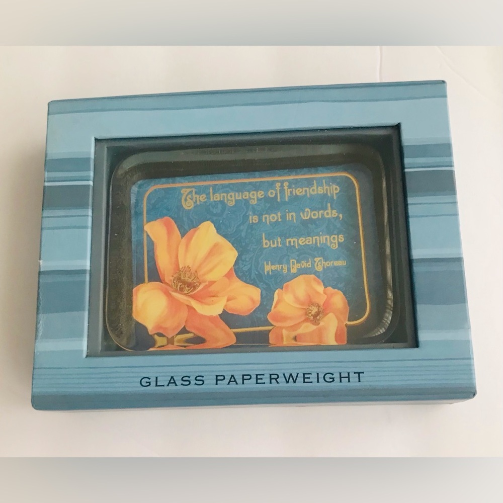 New Punch Studio Glass Paperweight Gold Foil Lettering Henry David Thoreau Quote - Picture 16 of 16